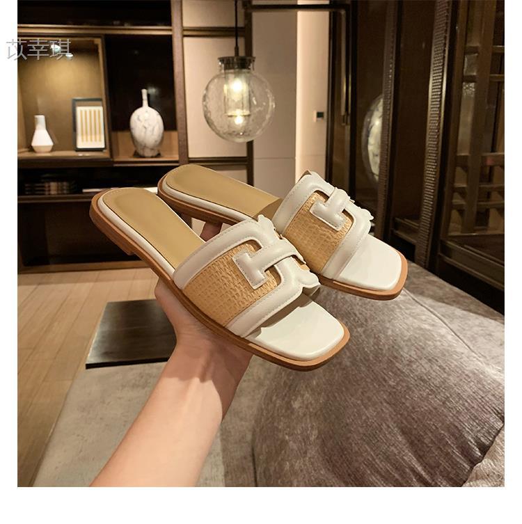 Sheepskin version of genuine leather square head straw splicing cool slippers women s summer woven beach one-word slippers wear half slippers 35
Sheepskin version of genuine leather square head straw splicing cool slippers women s summer woven beach one-word slippers wear half slippers 35