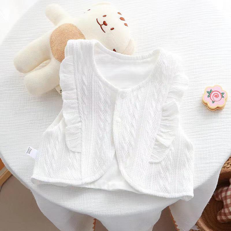 Korean Style Baby Sleeveless Lace Vest - Trendy Double Layer Outerwear for Spring & Autumn 80cm
Korean Style Baby Sleeveless Lace Vest - Trendy Double Layer Outerwear for Spring & Autumn 80cm