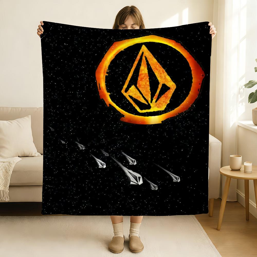 Бренд V-Volcom логотип Одеяло Мягкое и приятное к коже Для дивана Кровати Дневного сна Покрывало Всесезонное Одеяло 75x90cm
Бренд V-Volcom логотип Одеяло Мягкое и приятное к коже Для дивана Кровати Дневного сна Покрывало Всесезонное Одеяло 75x90cm