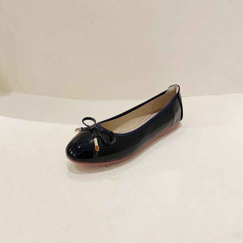 Одиночные туфли на плоской подошве, женские осенние рабочие туфли с мягкой подошвой и закрытым носком, обувь Doudou, обувь Egg Roll, обувь 43 чёрный
Одиночные туфли на плоской подошве, женские осенние рабочие туфли с мягкой подошвой и закрытым носком, обувь Doudou, обувь Egg Roll, обувь 43 чёрный