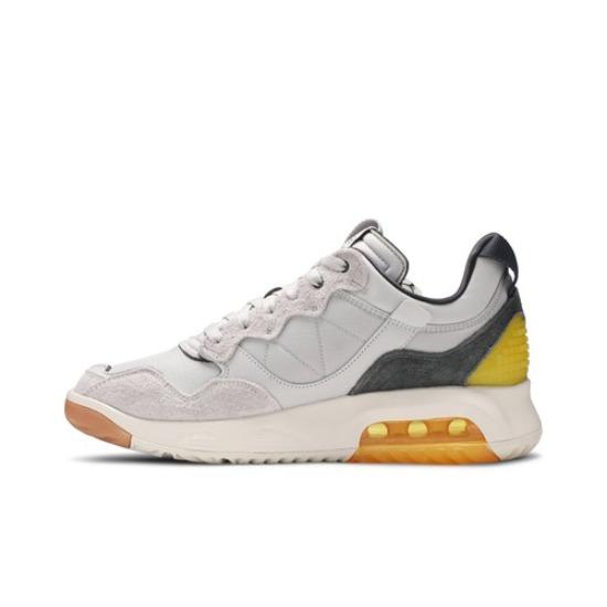 Air Jordan MA2 Vast Grey CV8122-002 EU 42.5 сірий/червоне дерево
Air Jordan MA2 Vast Grey CV8122-002 EU 42.5 сірий/червоне дерево