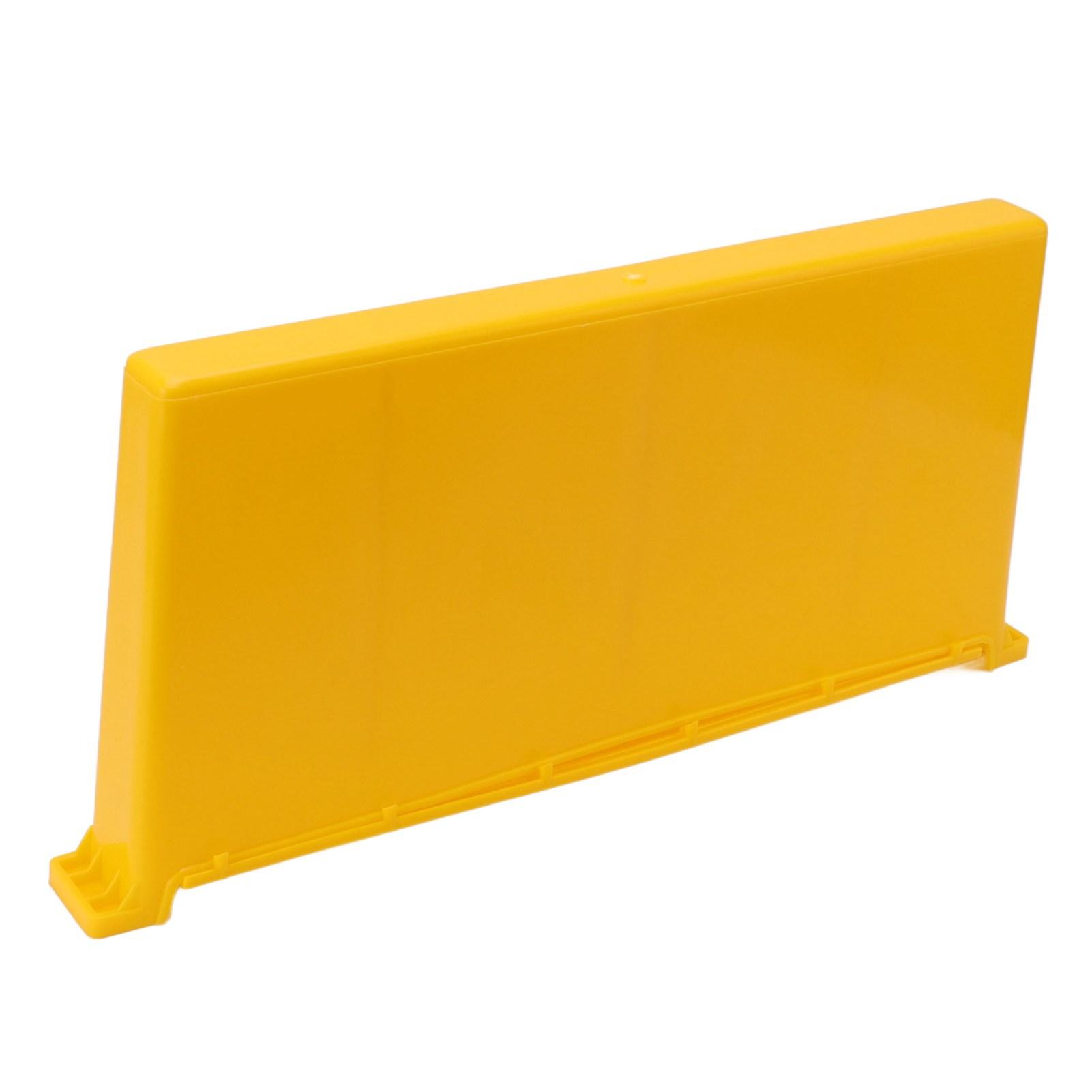 Beehive Water Frame Feeder Professional Safe Large Capacity Bee Drinking Device for Beekeeping 4L
Beehive Water Frame Feeder Professional Safe Large Capacity Bee Drinking Device for Beekeeping 4L