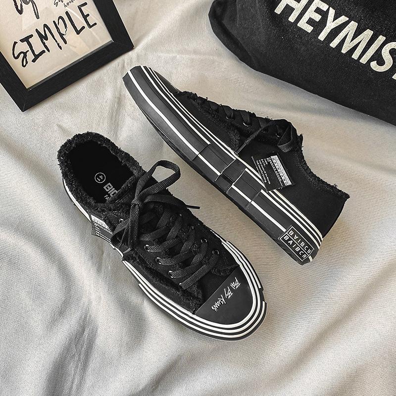 Men s shoes trendy shoes Internet celebrity Wu Jianhao beggar canvas shoes men s niche original Guochao thick baseplate shoes men 9251 39
Men s shoes trendy shoes Internet celebrity Wu Jianhao beggar canvas shoes men s niche original Guochao thick baseplate shoes men 9251 39