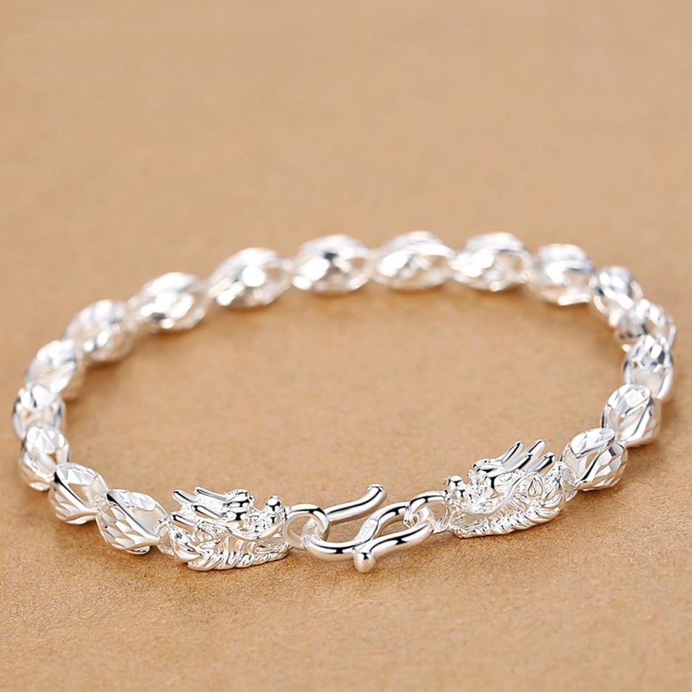 925 Silver Plated Dragon Head Bracelet for Men Chinese Style Bold Retro Silver Jewelry 18+2cm
925 Silver Plated Dragon Head Bracelet for Men Chinese Style Bold Retro Silver Jewelry 18+2cm