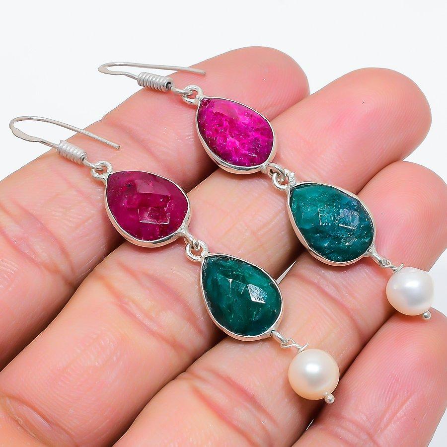 Green Jade, Jade Gemstone 925 Sterling Silver Jewelry Earring 2.60 GK-6262
Green Jade, Jade Gemstone 925 Sterling Silver Jewelry Earring 2.60 GK-6262