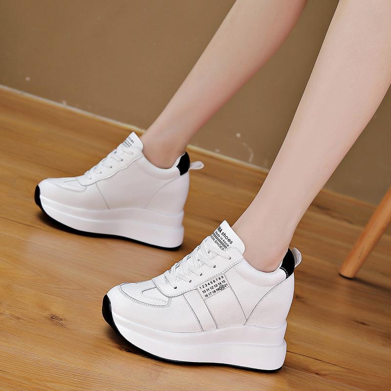 Trend Sunday 25 years autumn new inner heightening women s shoes thick sole heightening casual little white shoes women s single shoes 34
Trend Sunday 25 years autumn new inner heightening women s shoes thick sole heightening casual little white shoes women s single shoes 34