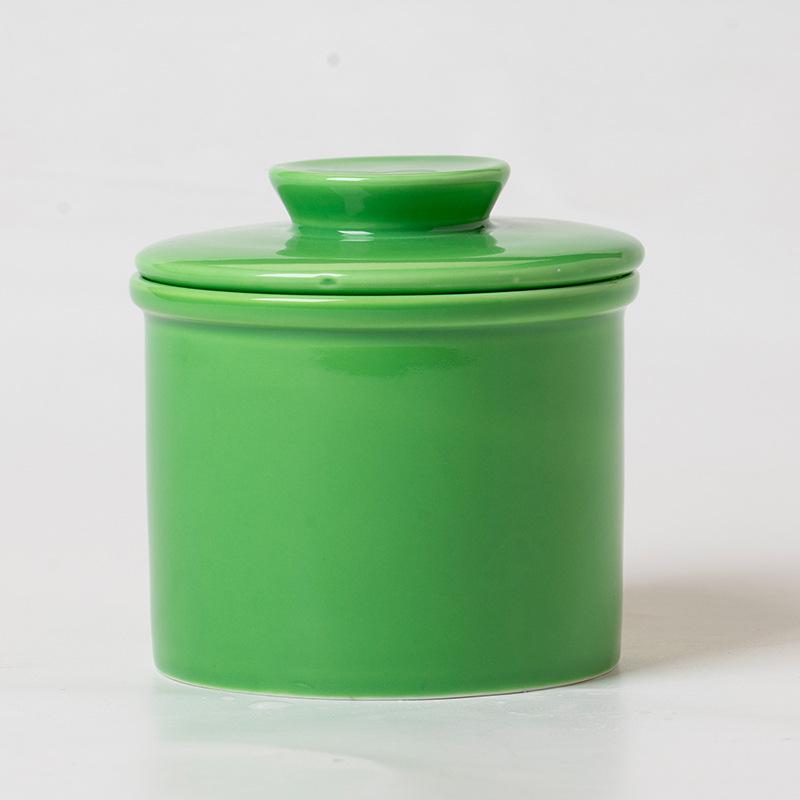 Creative Ceramic Butter Jar with Lid - Solid Color Western Tableware for Kitchen and Home зелёный
Creative Ceramic Butter Jar with Lid - Solid Color Western Tableware for Kitchen and Home зелёный