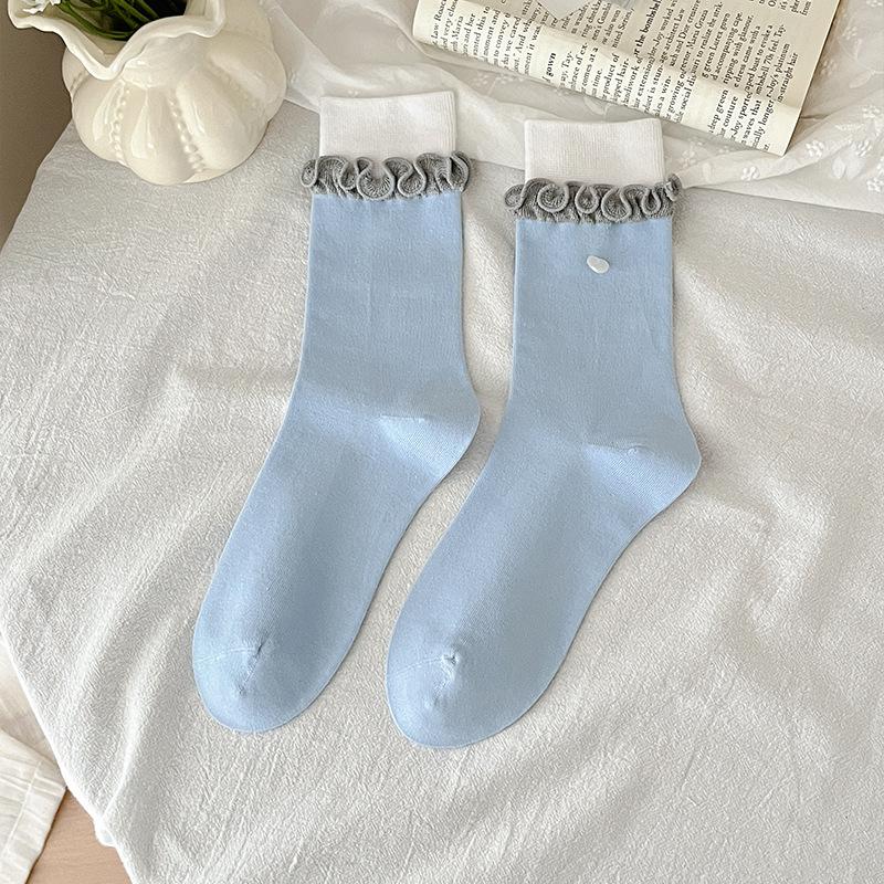 Female Spring and Autumn Love Button Matching Color Double Mouth Fungus Side In The Tube Stack Socks 1 pair синий
Female Spring and Autumn Love Button Matching Color Double Mouth Fungus Side In The Tube Stack Socks 1 pair синий