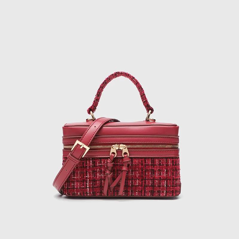 Vintage Woolen Box Women Handbags Luxury Designer Shoulder Crossbody Bags for Women Square Chains Sling Bag Clutch Lady 12x19x7cm
Vintage Woolen Box Women Handbags Luxury Designer Shoulder Crossbody Bags for Women Square Chains Sling Bag Clutch Lady 12x19x7cm
