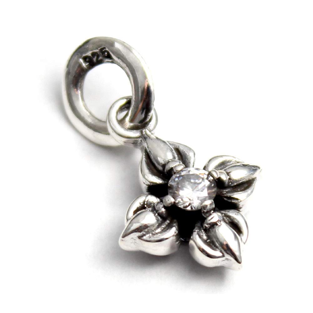 Tibetan Karma Zirconia Amulet Silver Pendant Pendant for Women and Men
Tibetan Karma Zirconia Amulet Silver Pendant Pendant for Women and Men