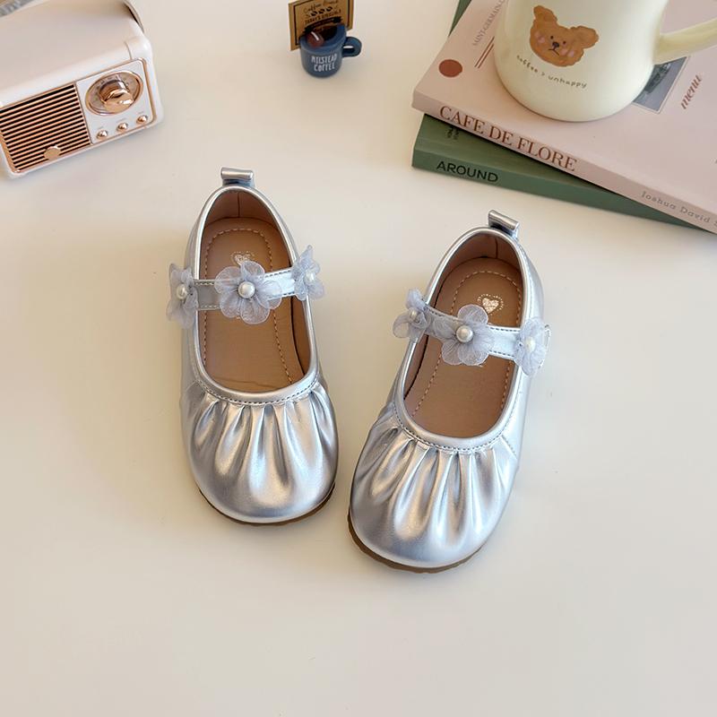 Spring Autumn Little Girls Leather Shoes Princess Fashion Kids Causal Shoes Pleated Lace Children Wedding Party Flat Shoes 25
Spring Autumn Little Girls Leather Shoes Princess Fashion Kids Causal Shoes Pleated Lace Children Wedding Party Flat Shoes 25