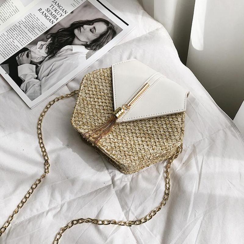 Yogodlns Hexagon Straw Shoulder Bag Women Summer Rattan Bag Handmade Woven Beach Bohemia bolsa feminina chain Crossbody bag 12x6x19cm
Yogodlns Hexagon Straw Shoulder Bag Women Summer Rattan Bag Handmade Woven Beach Bohemia bolsa feminina chain Crossbody bag 12x6x19cm