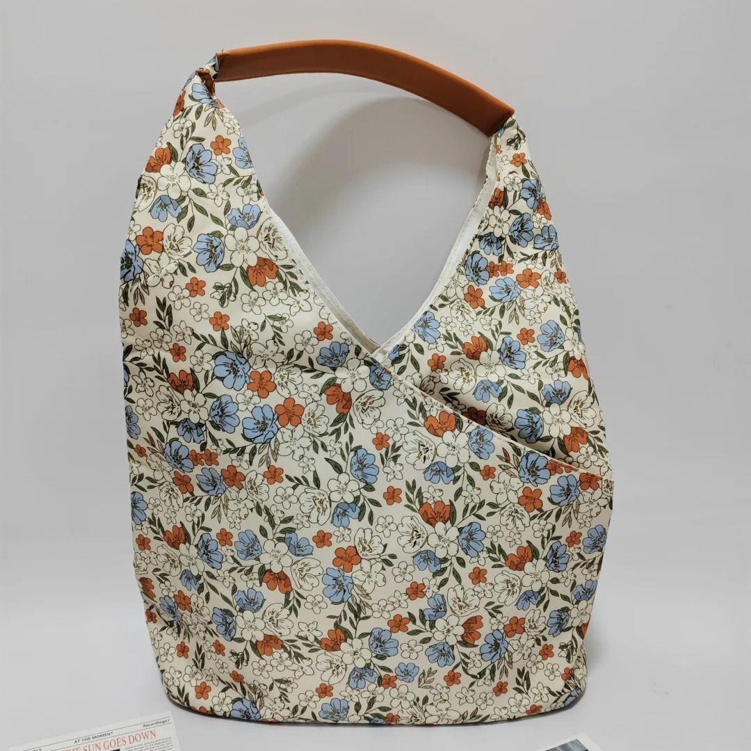 Japanese Sweet Cute Floral Tote Bag Women Retro Large Capacity Shoulder Bag Ladies Harajuku Everyday Versatile Underarm Bag Chic 30x24x12cm бежевый
Japanese Sweet Cute Floral Tote Bag Women Retro Large Capacity Shoulder Bag Ladies Harajuku Everyday Versatile Underarm Bag Chic 30x24x12cm бежевый