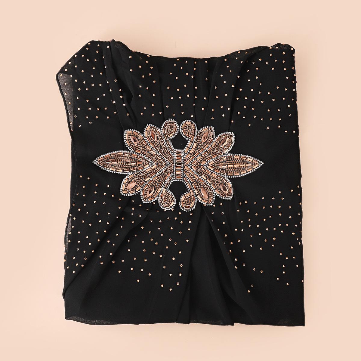Luxury Rhinestone Chiffon Hijab Scarf Women Muslim Crystal Diamond Headscarf White Wedding Shawl Embroidered Beaded Turban Wrap
Luxury Rhinestone Chiffon Hijab Scarf Women Muslim Crystal Diamond Headscarf White Wedding Shawl Embroidered Beaded Turban Wrap