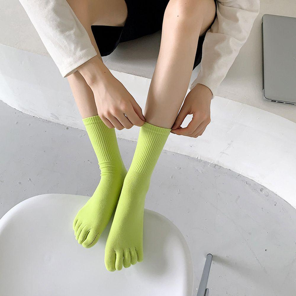 Autumn Cotton Summer For Women Solid Color Tube Socks Short Toe Socks Five Finger Socks зелёный/жёлтый
Autumn Cotton Summer For Women Solid Color Tube Socks Short Toe Socks Five Finger Socks зелёный/жёлтый