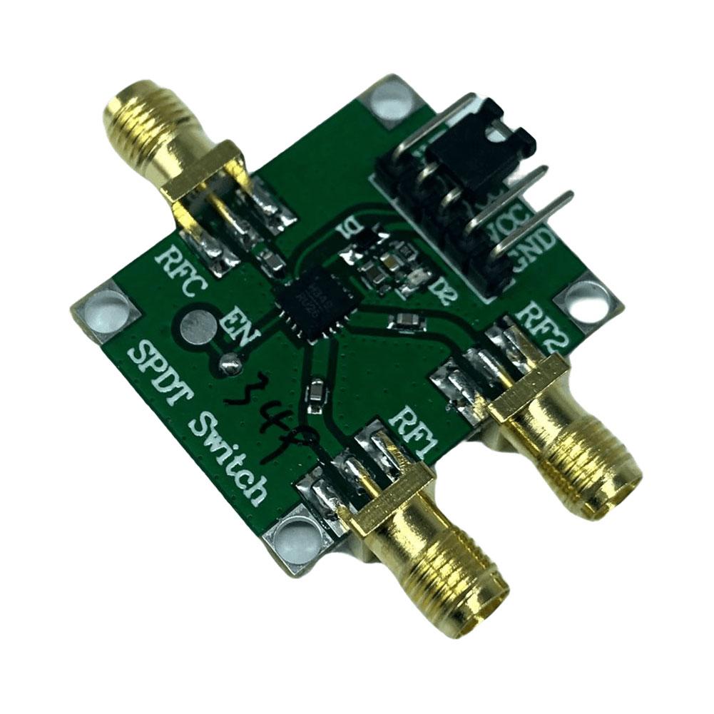 HMC349/HMC849/HMC8038 Single Pole Double Throw Board High Separation Bandwidth HMC8038 6GHZ 
HMC349/HMC849/HMC8038 Single Pole Double Throw Board High Separation Bandwidth HMC8038 6GHZ