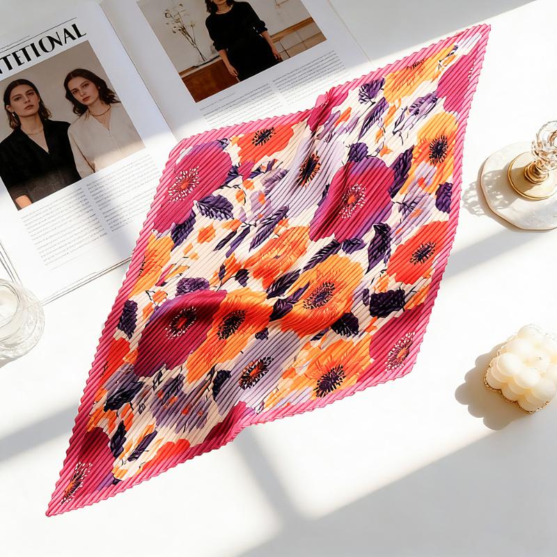 Women s Rhombus Pleated Silk Scarf with Flower Print Retro Neck Bandana Fashion Accessory
Women s Rhombus Pleated Silk Scarf with Flower Print Retro Neck Bandana Fashion Accessory