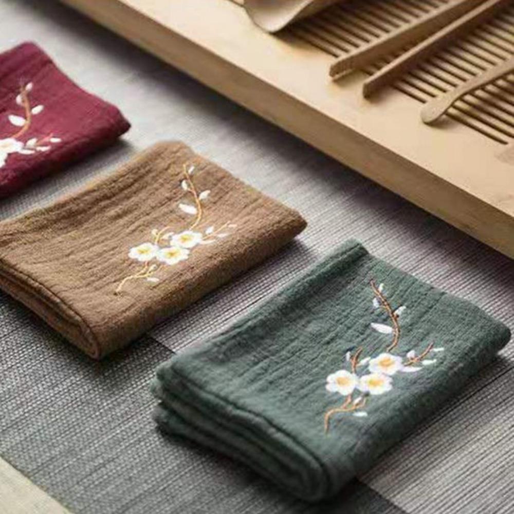 Embroidery Cleaning Rag Cotton Cotton and Linen Tea Towels Portable Tea Cloth wine red-19cm x 29cm
Embroidery Cleaning Rag Cotton Cotton and Linen Tea Towels Portable Tea Cloth wine red-19cm x 29cm