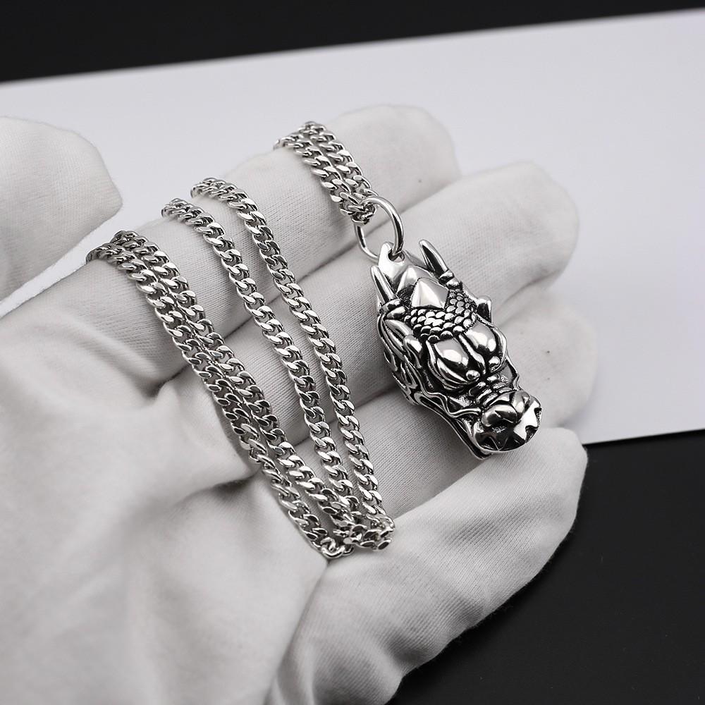 King Baby Zodiac Dragon Head Pendant Necklace: Vintage Style, Luxurious Unisex Design Necklace Length 55cm
King Baby Zodiac Dragon Head Pendant Necklace: Vintage Style, Luxurious Unisex Design Necklace Length 55cm