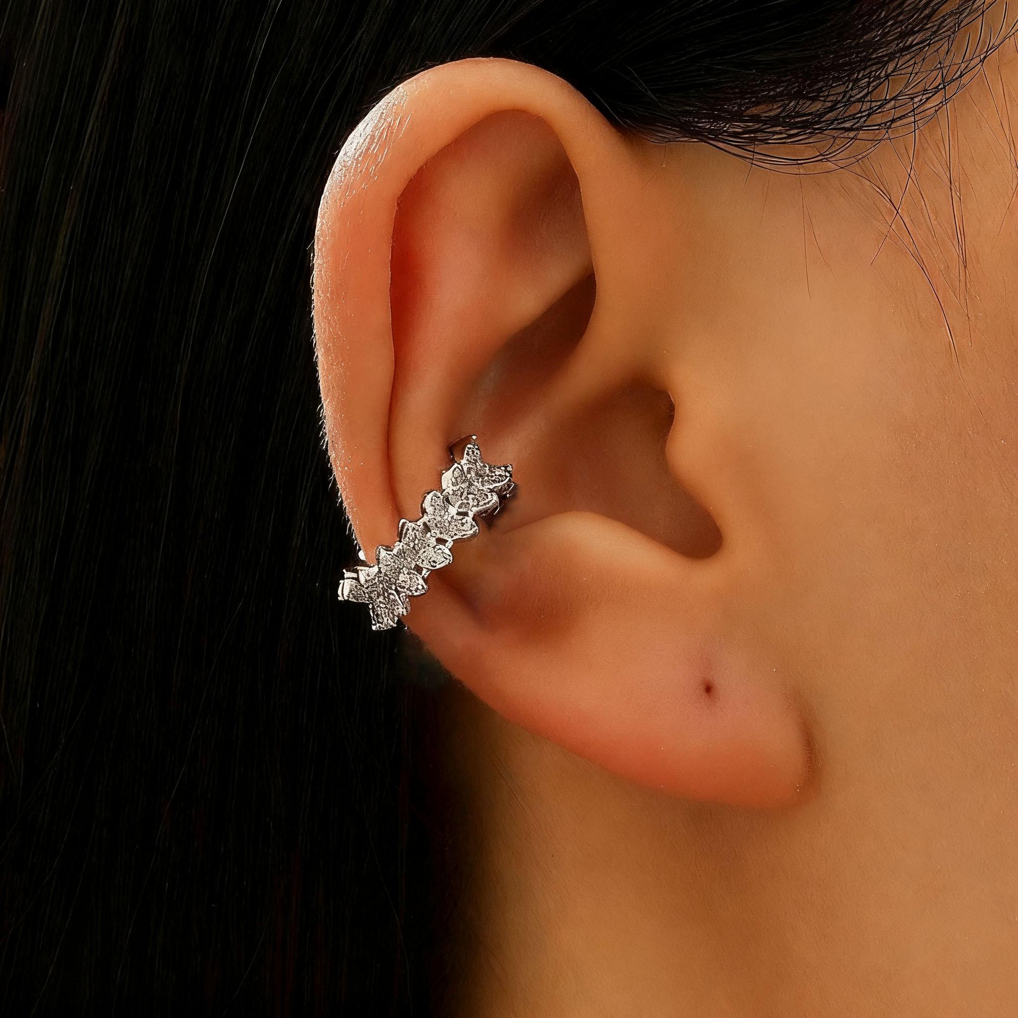 Sparkling Crystal Star Clip Earrings C-Shape Zircon Earrings for Women Fashion Copper Color Ear Cuff Clip High Quality Zircon
Sparkling Crystal Star Clip Earrings C-Shape Zircon Earrings for Women Fashion Copper Color Ear Cuff Clip High Quality Zircon