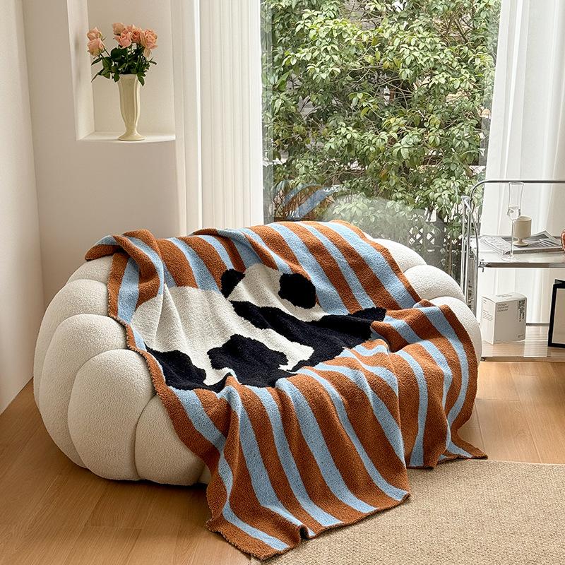 Luxury Cartoon Animals Panda Knitted Blanket Striped Sofa Blanket Shawl Office Nap Blanket Decoration Accessories 130X160cm
Luxury Cartoon Animals Panda Knitted Blanket Striped Sofa Blanket Shawl Office Nap Blanket Decoration Accessories 130X160cm