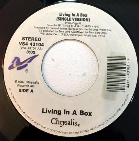 7inch Record LIVING IN A BOX - Living In A Box VS443104 CHRYSALIS 1987 US Pop Used
7inch Record LIVING IN A BOX - Living In A Box VS443104 CHRYSALIS 1987 US Pop Used