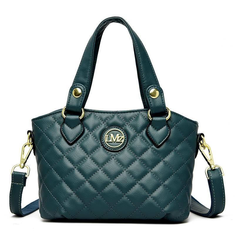 Bag women s bag 2025 new European and American fashion simple middle-aged mother bag versatile soft leather women s printed messenger bag синій
Bag women s bag 2025 new European and American fashion simple middle-aged mother bag versatile soft leather women s printed messenger bag синій