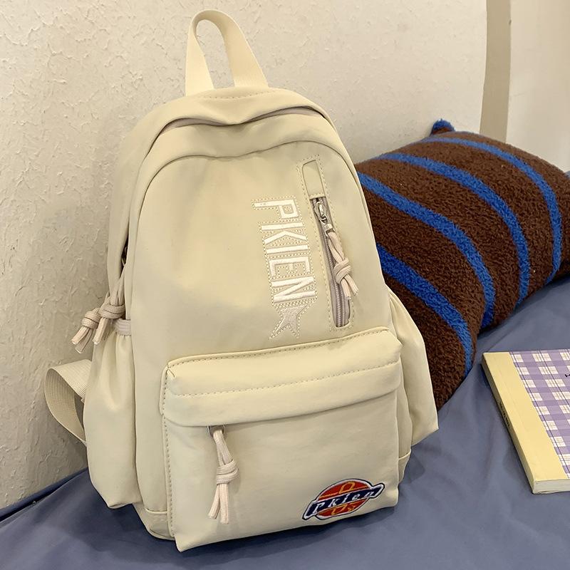 Kindergarten Small Schoolbag Girl College Student High Looking Cute Letter Children Small Backpack
Kindergarten Small Schoolbag Girl College Student High Looking Cute Letter Children Small Backpack