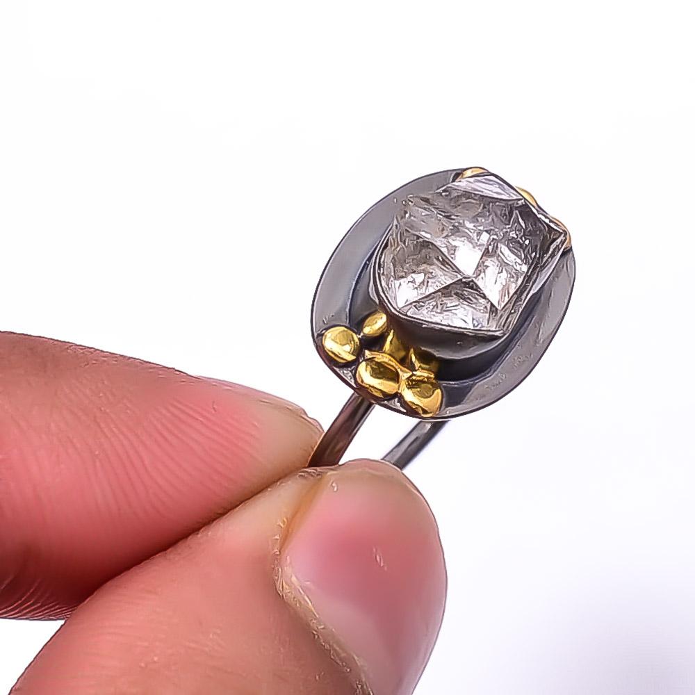 Кольцо Herkimer из стерлингового серебра 925 пробы с черным и позолоченным бриллиантом s.8 R62
Кольцо Herkimer из стерлингового серебра 925 пробы с черным и позолоченным бриллиантом s.8 R62