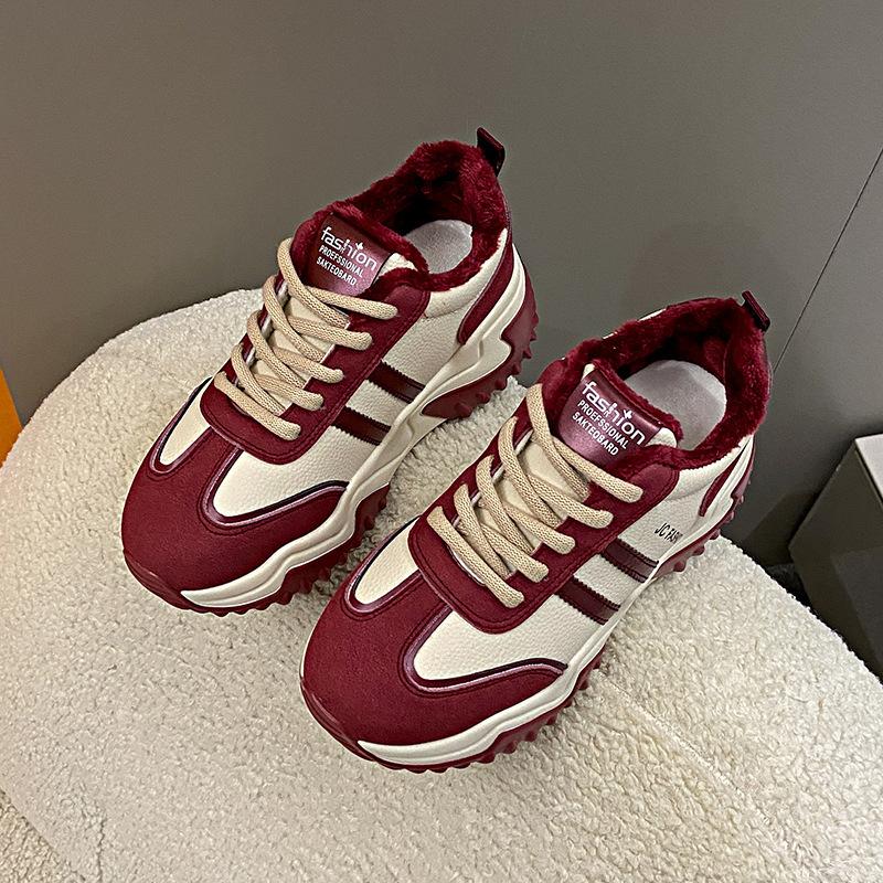 New 2025 autumn thick baseplate shoes women s shoes velvet student casual splicing heightening sports shoes 40 червоний
New 2025 autumn thick baseplate shoes women s shoes velvet student casual splicing heightening sports shoes 40 червоний