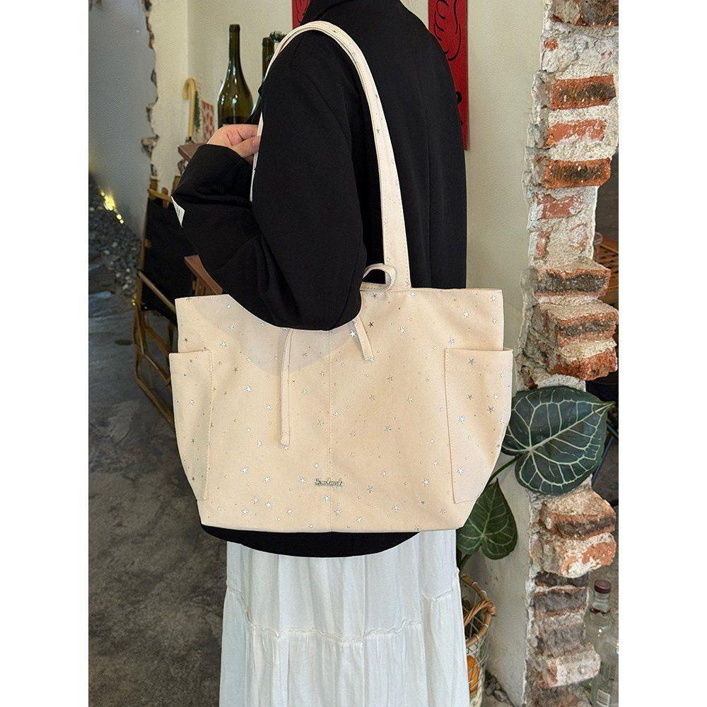 Dot-pattern Tote Bag - Large Capacity Casual Shoulder Bag for Commuting and Classes бежевий
Dot-pattern Tote Bag - Large Capacity Casual Shoulder Bag for Commuting and Classes бежевий