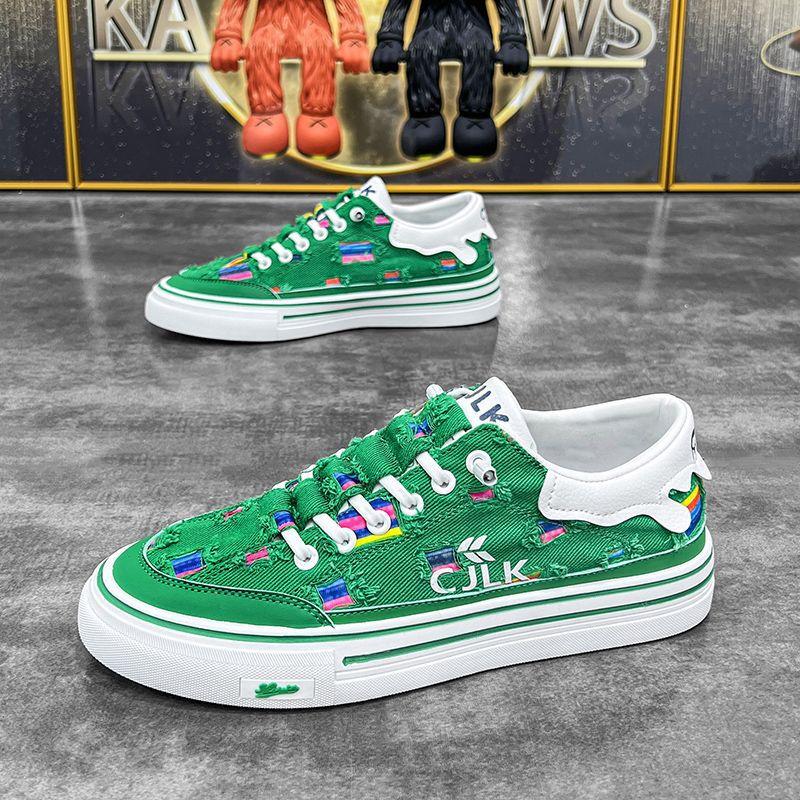 Men s shoes 2025 fashion trend low-top thick-soled wear-resistant canvas shoes one-pedal student men s versatile sports and leisure shoes 39 чорний
Men s shoes 2025 fashion trend low-top thick-soled wear-resistant canvas shoes one-pedal student men s versatile sports and leisure shoes 39 чорний