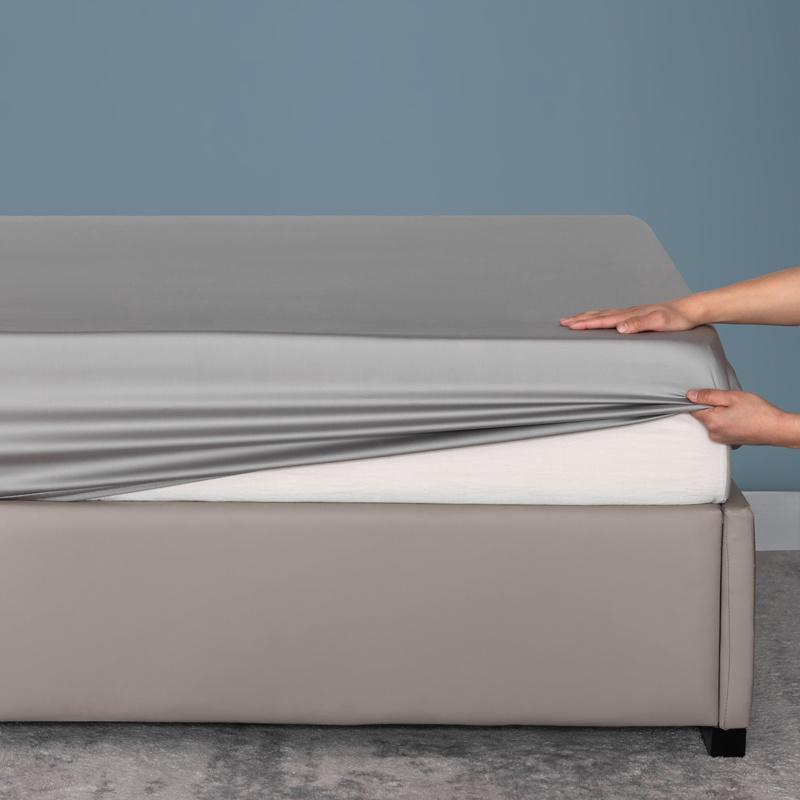 Высококачественная простыня на резинке из 100% бамбука, чехол для матраса с резинкой, двуспальная простыня размера King Queen 90/120/200 90x190x30cm
Высококачественная простыня на резинке из 100% бамбука, чехол для матраса с резинкой, двуспальная простыня размера King Queen 90/120/200 90x190x30cm