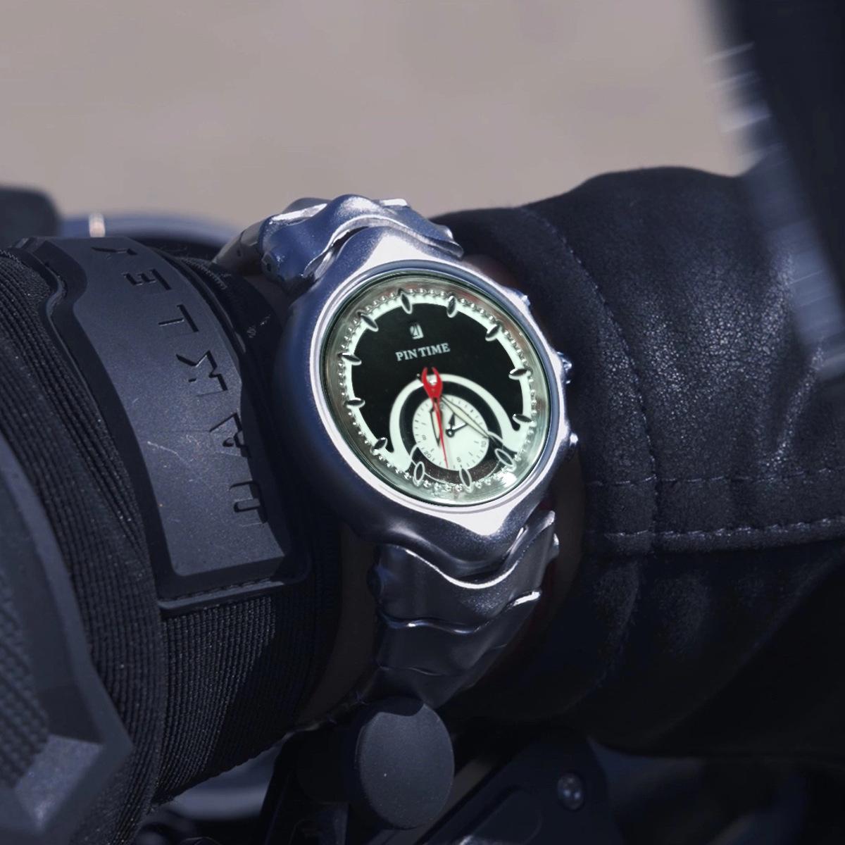 Medieval Y2K Millennial Special-Shaped Original Wind Judge Non-Mechanical Retro Men S Watch Fashion Quartz
Medieval Y2K Millennial Special-Shaped Original Wind Judge Non-Mechanical Retro Men S Watch Fashion Quartz