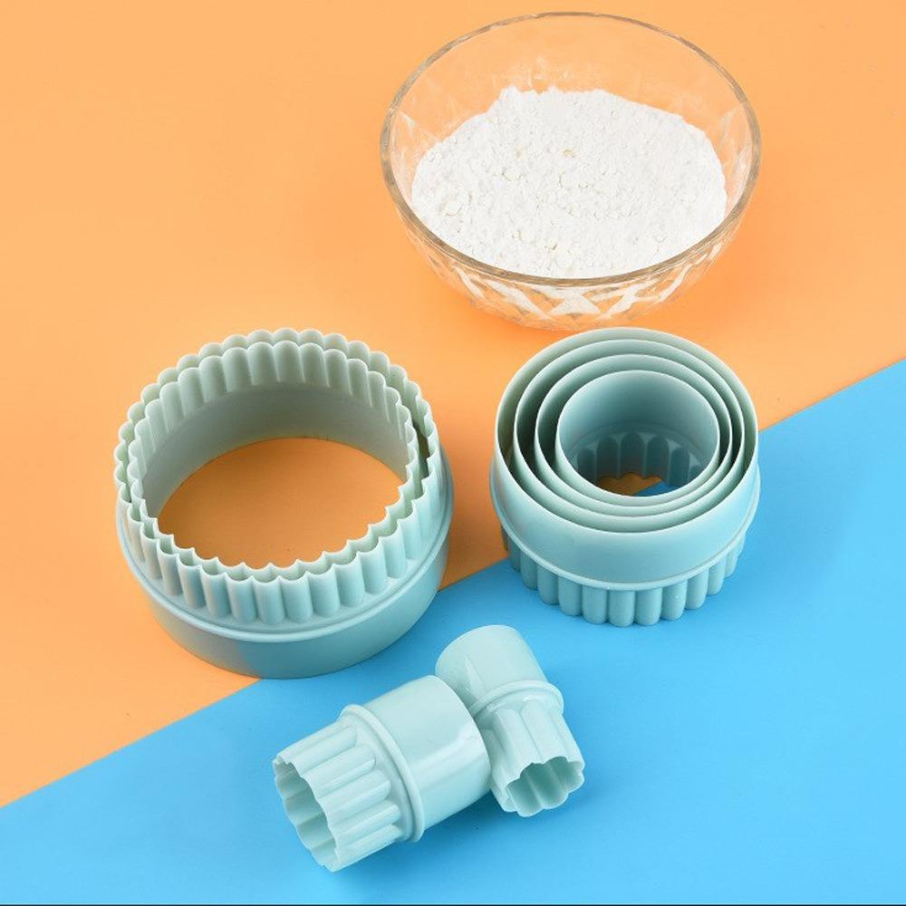 8pcs Light Green Dumpling Skin Cutter Plastic Cake Mould Multifunctional Round Cookie Cutters Dough 8pcs
8pcs Light Green Dumpling Skin Cutter Plastic Cake Mould Multifunctional Round Cookie Cutters Dough 8pcs