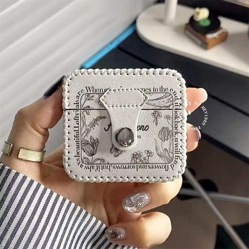 Protective Case One-Piece Apple Bluetooth 2 Generation Protective Case 3 Generation Couple Airpods2 Generation Earphone Case 4/5 Generation Apple Airpods 3 French white rose-one-body leather
Protective Case One-Piece Apple Bluetooth 2 Generation Protective Case 3 Generation Couple Airpods2 Generation Earphone Case 4/5 Generation Apple Airpods 3 French white rose-one-body leather