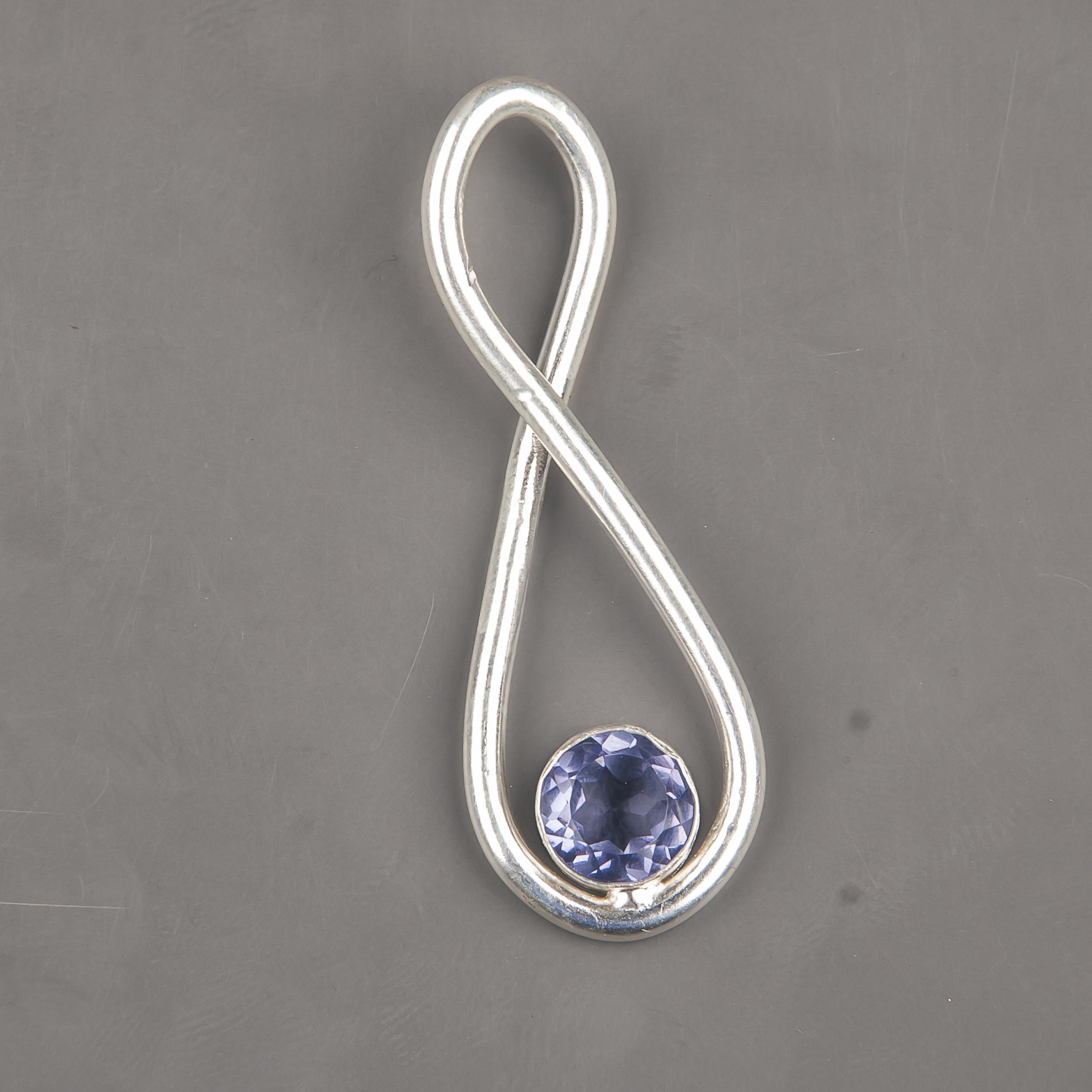 Iolite Gemstone Pendant, 925 Solid Sterling Silver Jewelry, Handmade Antique Pendant Jewelry Gift For Mother Pendant For Gift 1.66 Inches фиолетовый
Iolite Gemstone Pendant, 925 Solid Sterling Silver Jewelry, Handmade Antique Pendant Jewelry Gift For Mother Pendant For Gift 1.66 Inches фиолетовый