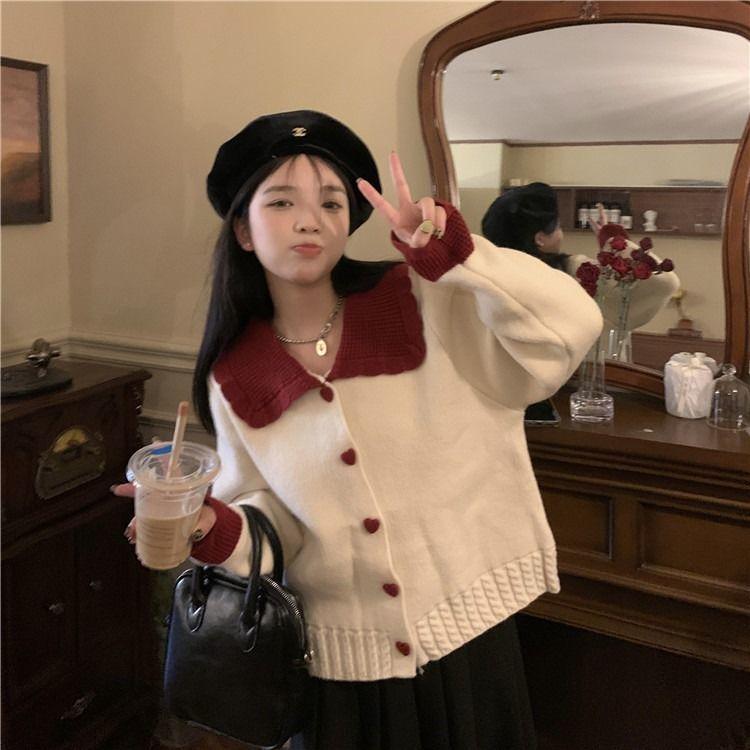 Французское Рождественское Винтажное Красное Пальто Высокого Класса Женский Дизайнерский Трикотажный Кардиган с Панелями и Рюшами 2XL
Французское Рождественское Винтажное Красное Пальто Высокого Класса Женский Дизайнерский Трикотажный Кардиган с Панелями и Рюшами 2XL