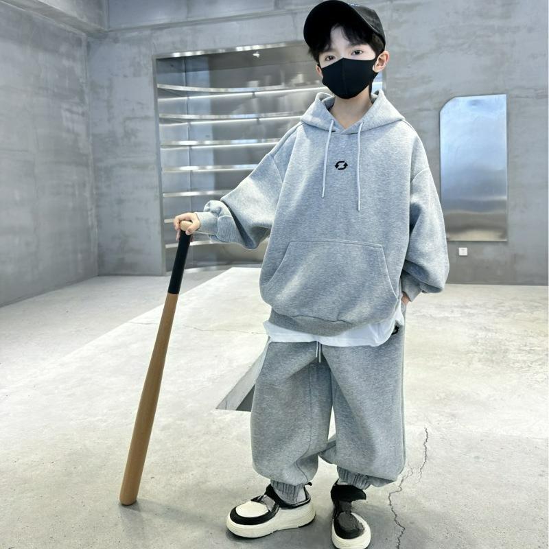 Boys Suits, Spring and Autumn Models, Handsome, Big Children s Winter Clothes, Boys Plus Velvet Fried Street Children s Hooded Sweaters 120
Boys Suits, Spring and Autumn Models, Handsome, Big Children s Winter Clothes, Boys Plus Velvet Fried Street Children s Hooded Sweaters 120