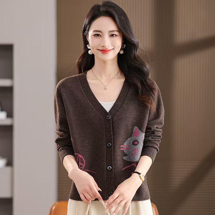 Versatile V-Neck Wool Cardigan Sweater for Women - Autumn/Winter Fashion XX-Large
Versatile V-Neck Wool Cardigan Sweater for Women - Autumn/Winter Fashion XX-Large