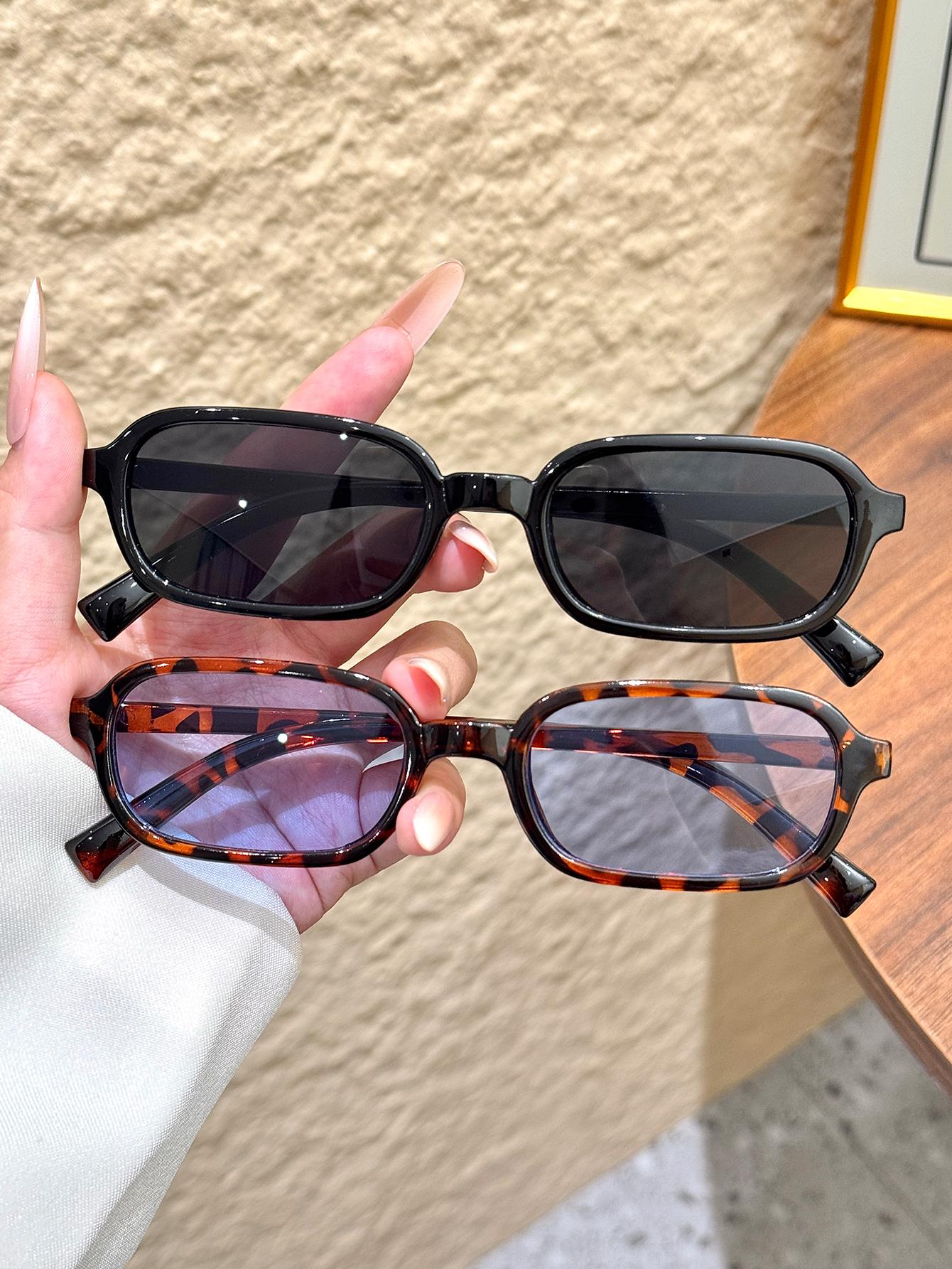 2Pcs Retro Fashion Women s Sunglasses Set, Exquisite Small Square Frame That Modifies the Face Shape, Fashionable Outfit, Vacati
2Pcs Retro Fashion Women s Sunglasses Set, Exquisite Small Square Frame That Modifies the Face Shape, Fashionable Outfit, Vacati