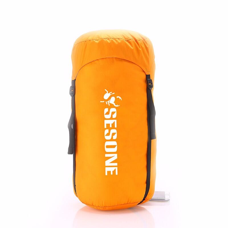 Large Outdoor Compression Storage Bag for Sleeping Bags and Travel Essentials 43x23 cm
Large Outdoor Compression Storage Bag for Sleeping Bags and Travel Essentials 43x23 cm