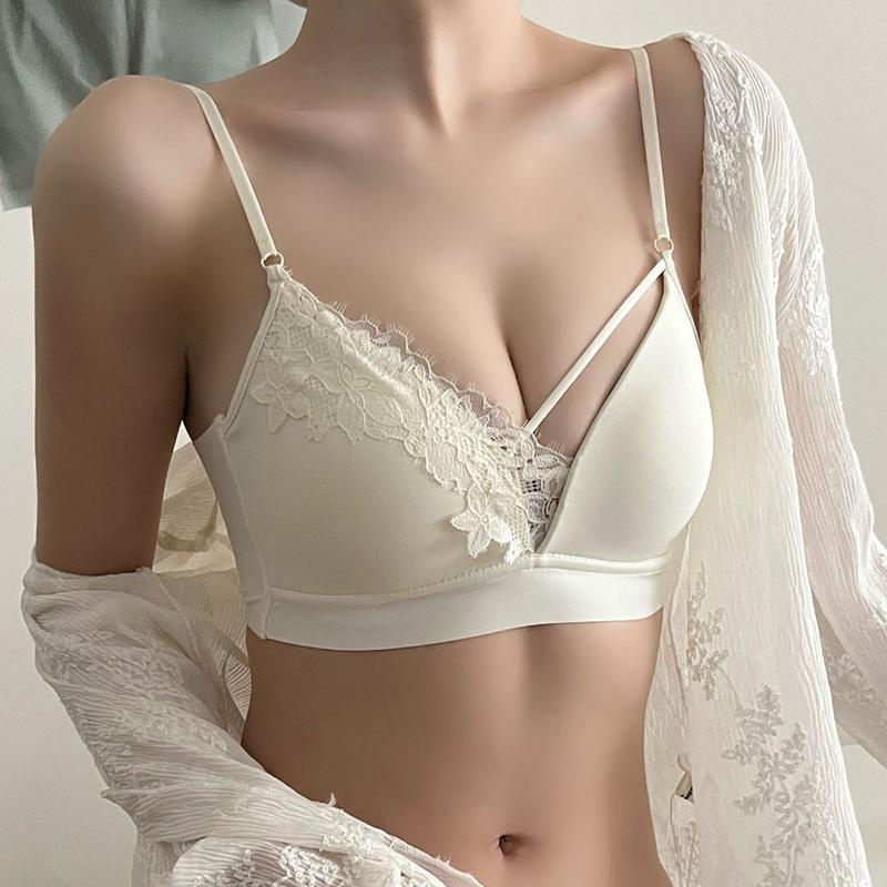 Ladies Summer Thin Sexy Lace Hollow Out Thin Shoulder Belt No Underwire Triangle Cup Underwear 38/85AB молоко, білий колір
Ladies Summer Thin Sexy Lace Hollow Out Thin Shoulder Belt No Underwire Triangle Cup Underwear 38/85AB молоко, білий колір