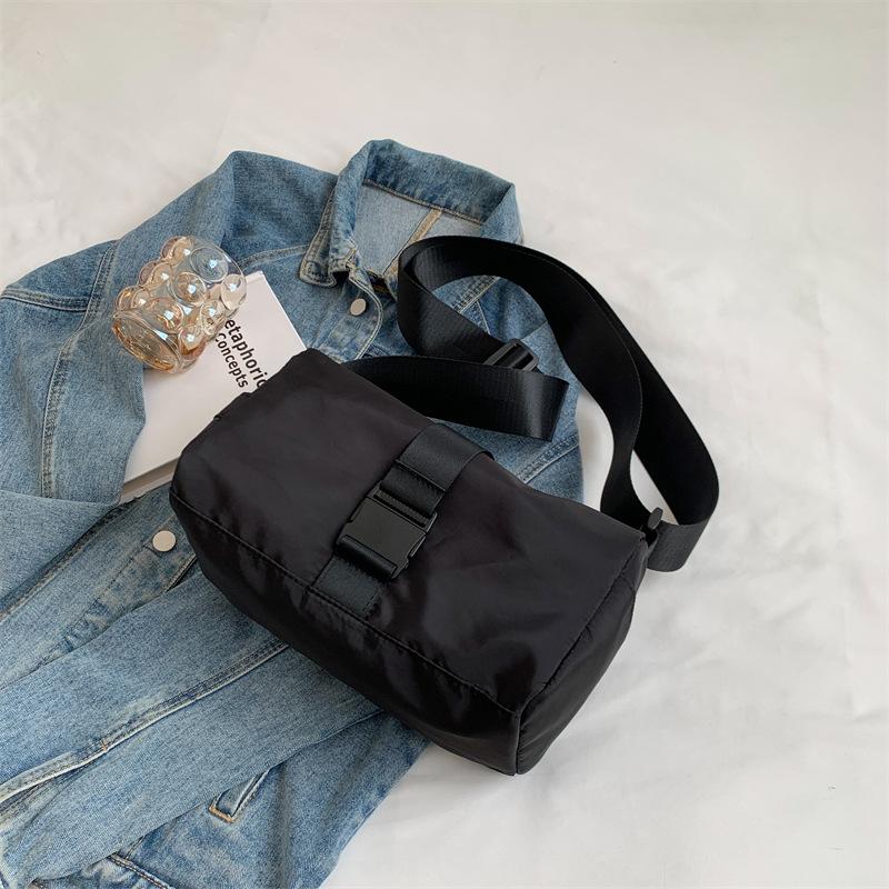 New Toast Bag Men s and Women s Shoulder Bag Casual Crossbody Bag Fashion Sports Fitness Bag Simple Waterproof Small Bag чорний
New Toast Bag Men s and Women s Shoulder Bag Casual Crossbody Bag Fashion Sports Fitness Bag Simple Waterproof Small Bag чорний