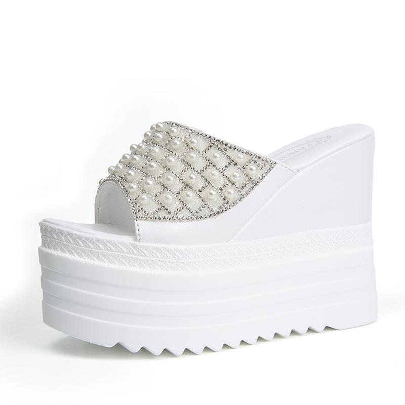 Women High heel Fashion Summer Outside slippers Sweet Pearl rhinestones Flip flops slides Platform Beach Shoes Non-slip Sandals 34
Women High heel Fashion Summer Outside slippers Sweet Pearl rhinestones Flip flops slides Platform Beach Shoes Non-slip Sandals 34