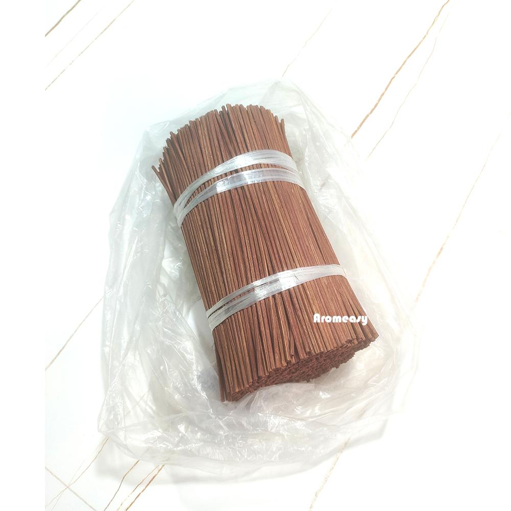 Wholesale 1000pcs 22cm*3mm Coffee Color Reed Diffuser Sticks Rattan Refill Replacement Sticks for Home Fragrance
Wholesale 1000pcs 22cm*3mm Coffee Color Reed Diffuser Sticks Rattan Refill Replacement Sticks for Home Fragrance