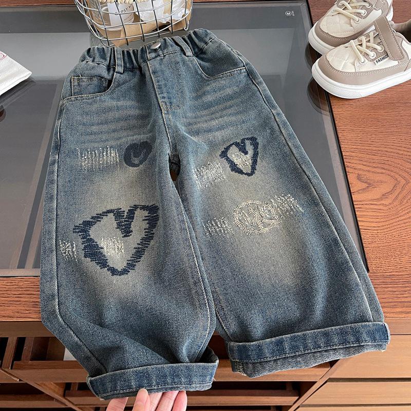 2025 Girls Heart-Embroidered Wide-Leg Jeans - Spring/Autumn Fashion for Children 110 cm
2025 Girls Heart-Embroidered Wide-Leg Jeans - Spring/Autumn Fashion for Children 110 cm