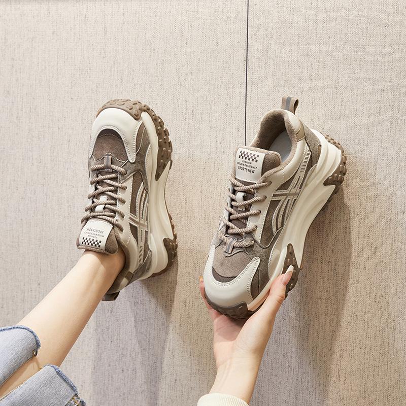 Autumn and winter new dad shoes female student sports shoes Internet celebrity casual women s shoes versatile thick sole increase dad 34
Autumn and winter new dad shoes female student sports shoes Internet celebrity casual women s shoes versatile thick sole increase dad 34