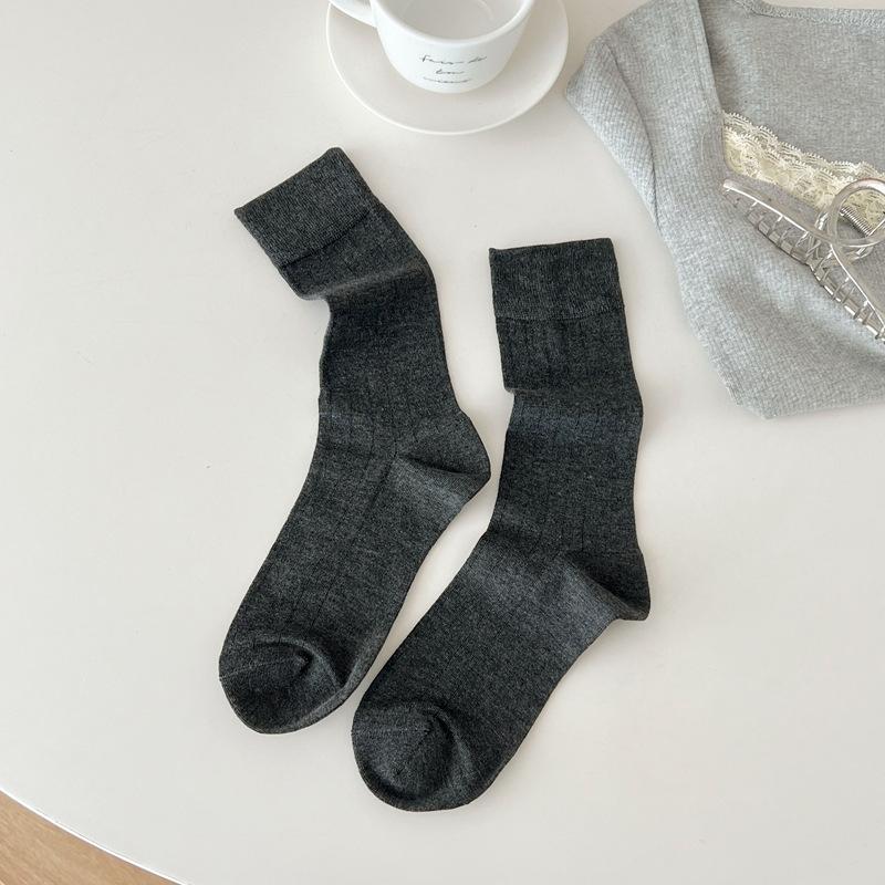 Simple Wind Stacking Socks Children Spring And Autumn Medium Tube Vertical Cotton Socks Japanese Jk College Style Versatile Women S Socks One size fits all темно-серого
Simple Wind Stacking Socks Children Spring And Autumn Medium Tube Vertical Cotton Socks Japanese Jk College Style Versatile Women S Socks One size fits all темно-серого