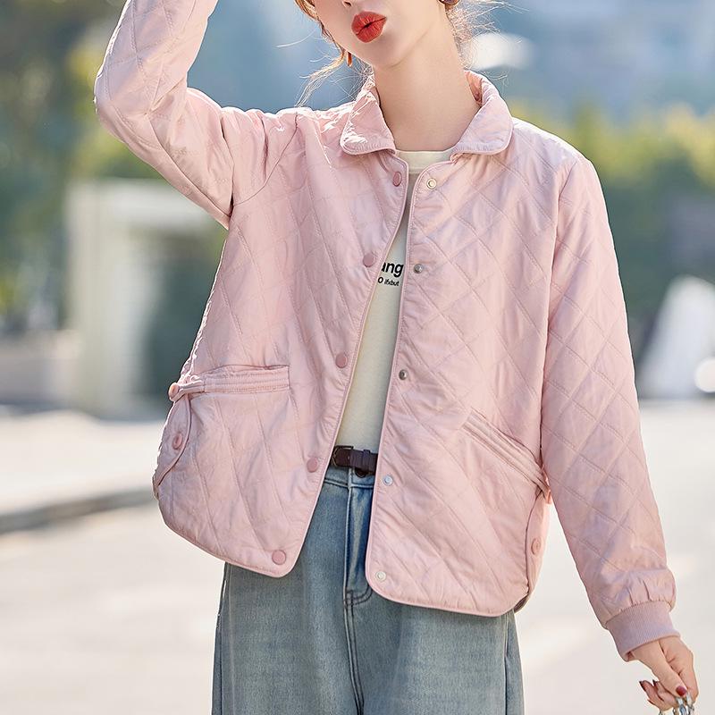 Spring 2025 Women s Lightweight Short Jacket - Stylish, Age-Reducing Solid Color for Middle-Aged Mothers Medium красный
Spring 2025 Women s Lightweight Short Jacket - Stylish, Age-Reducing Solid Color for Middle-Aged Mothers Medium красный